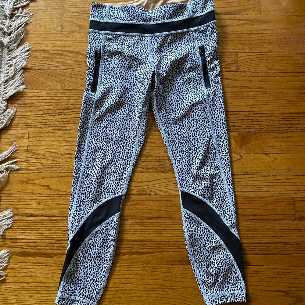 Lululemon leggings cropped